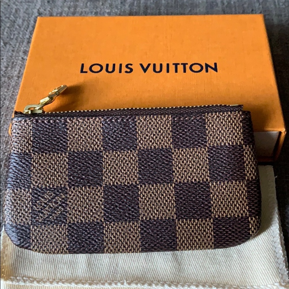 Authentic Louis Vuitton Key Pouch in Damier Ebene